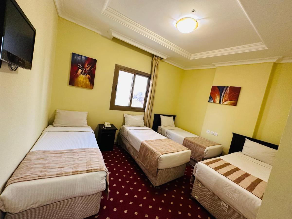 Majd Al Mohagerin Hotel Mecca Ngoại thất bức ảnh